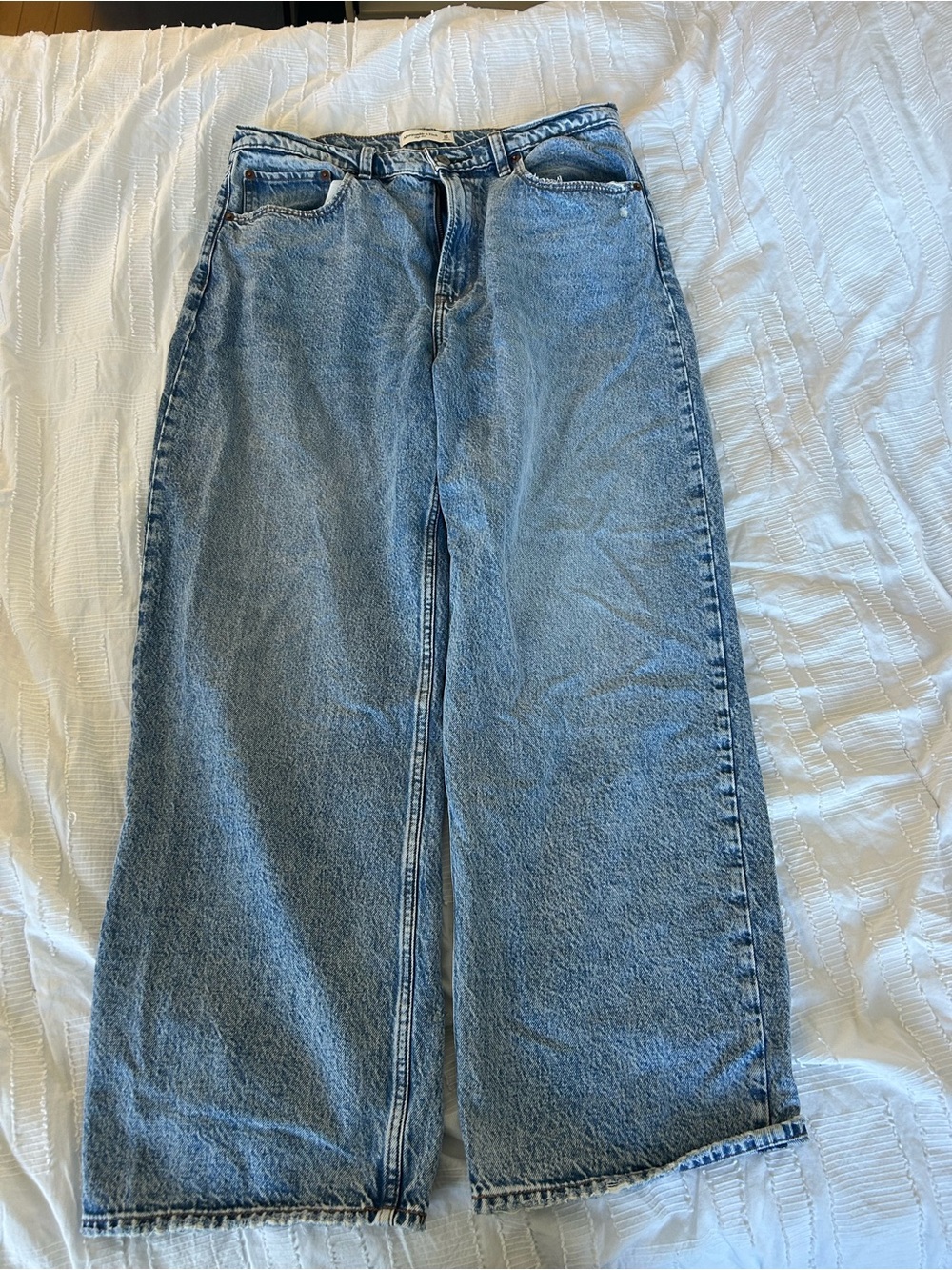 Light Blue high rise Wide-Leg Women's Jeans - Abercrombie- SHORT Length